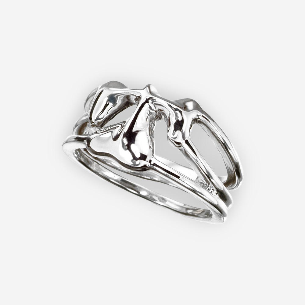 Polished sterling silver shamrock ring featuring a single sculpted shamrock design.