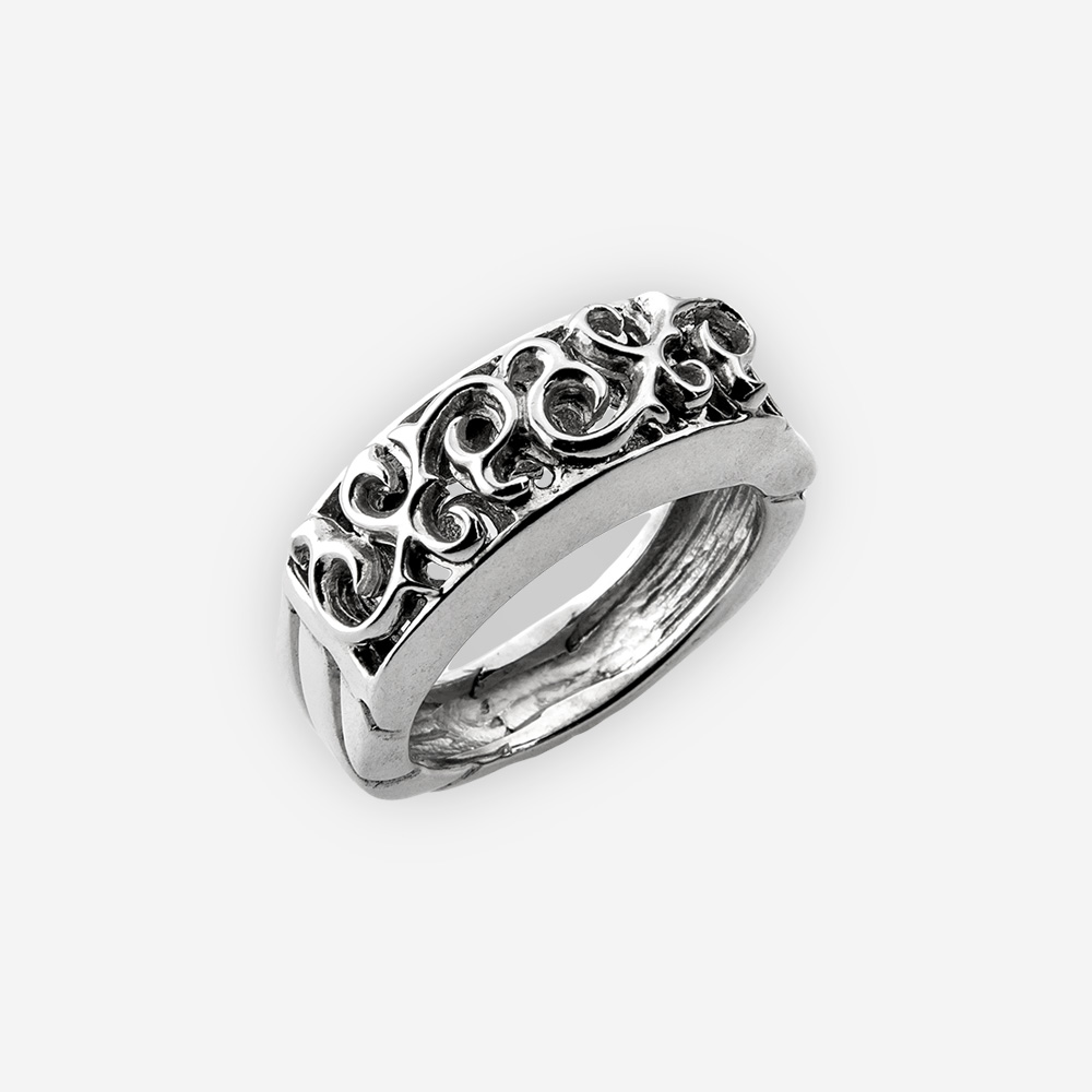 Esto es un anillo hermoso de plata fina 925 que ofrece un diseño detallado afiligranado hermoso y la venda de plata llana.
